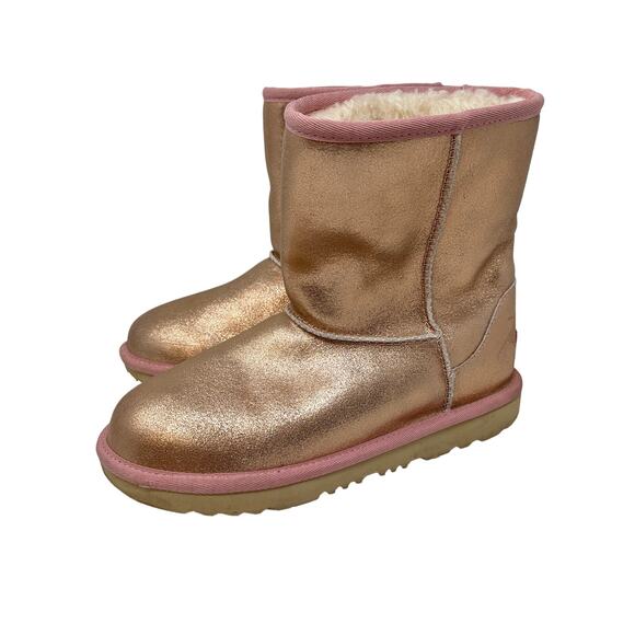 Ugg Classic Short II Boots Kids Size Metallic Pink Glitter Genuine